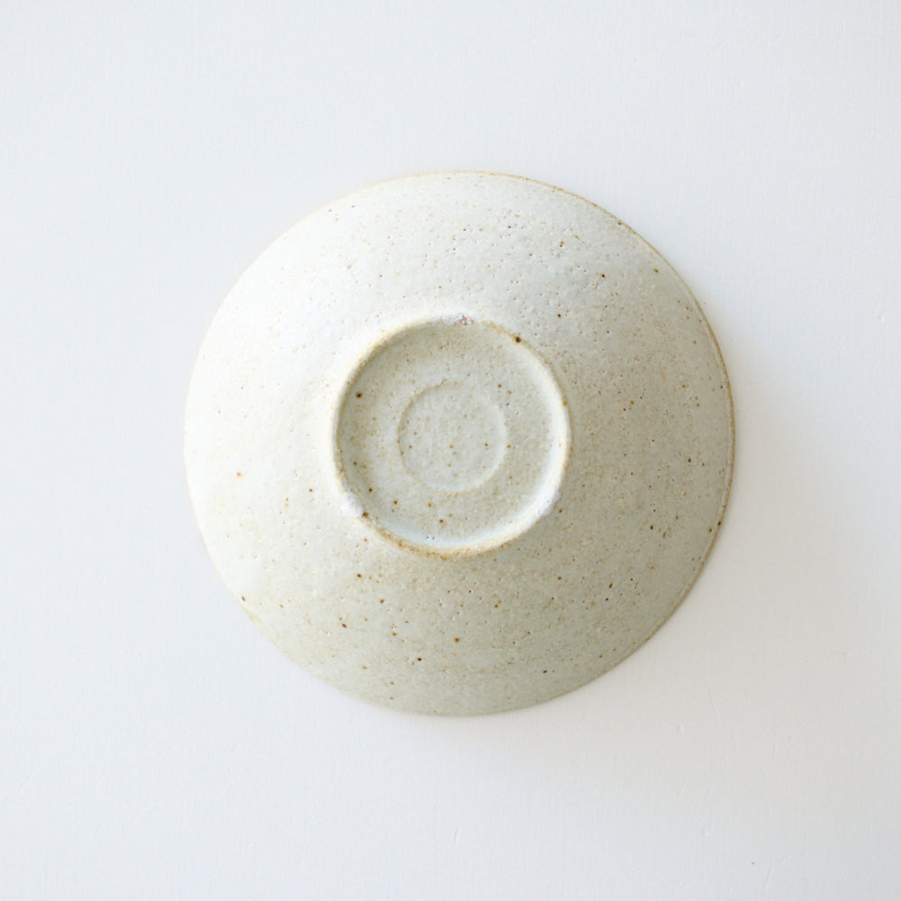 06 平鉢5寸 粉引