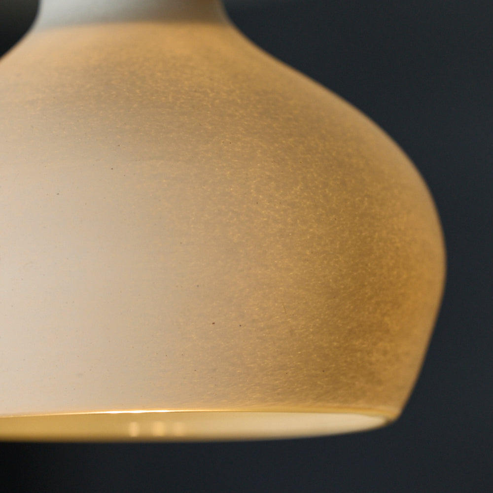 046 white light