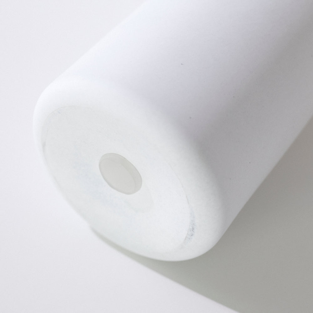 037 white 水差し