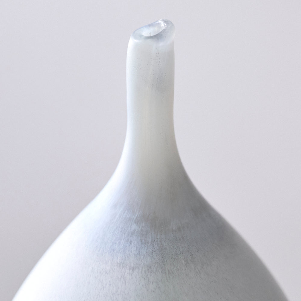 051 white object3