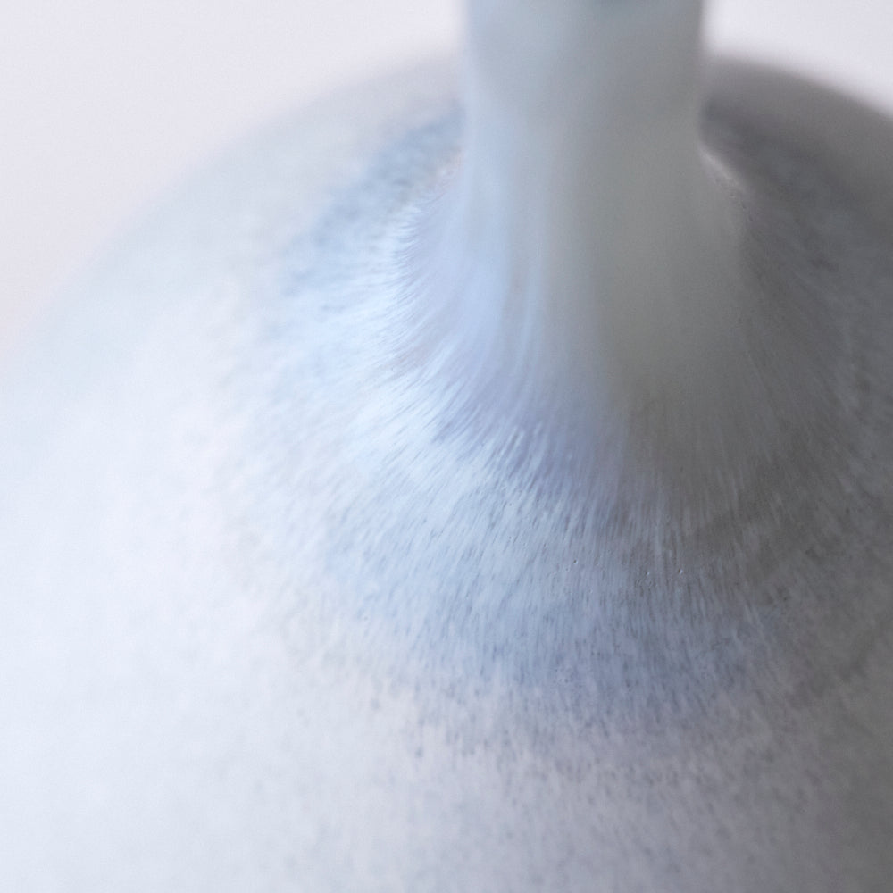 051 white object3