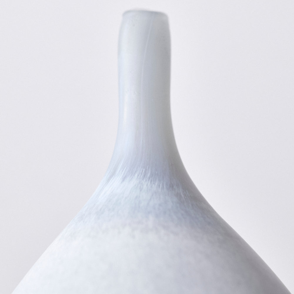 051 white object3
