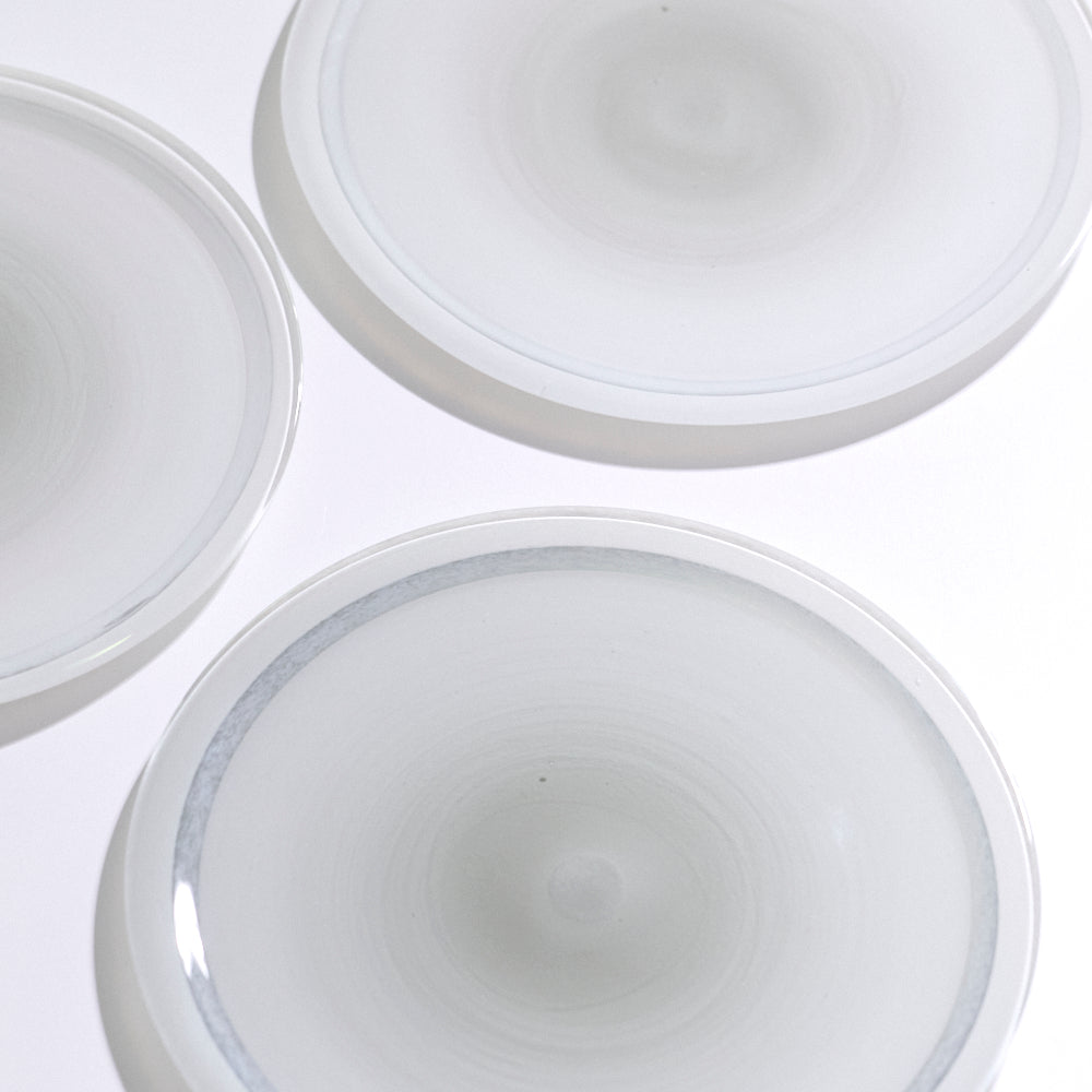 017 white plate