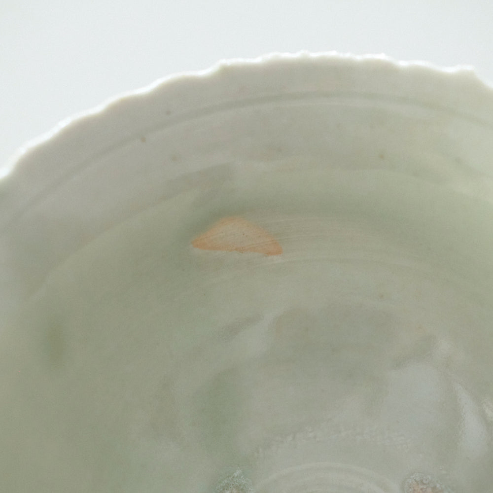 209A 白瓷ぎざぎざ小鉢