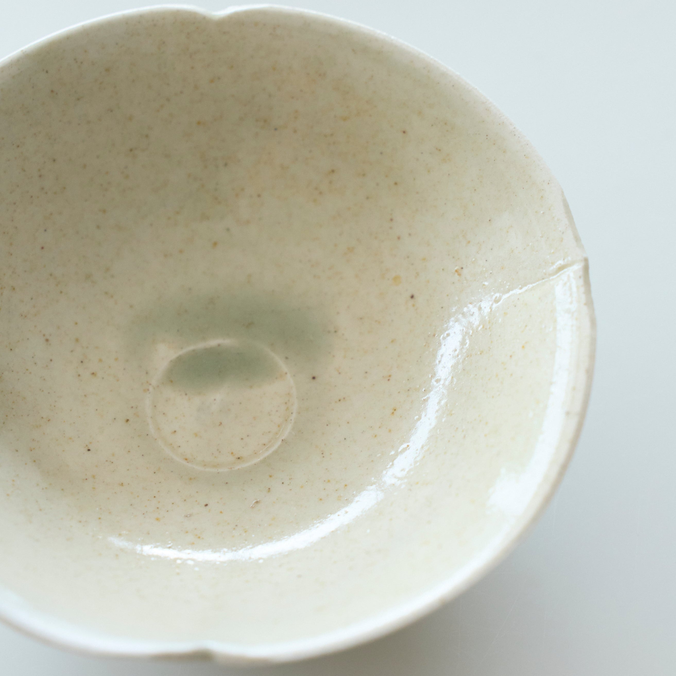 12 白瓷輪花小鉢