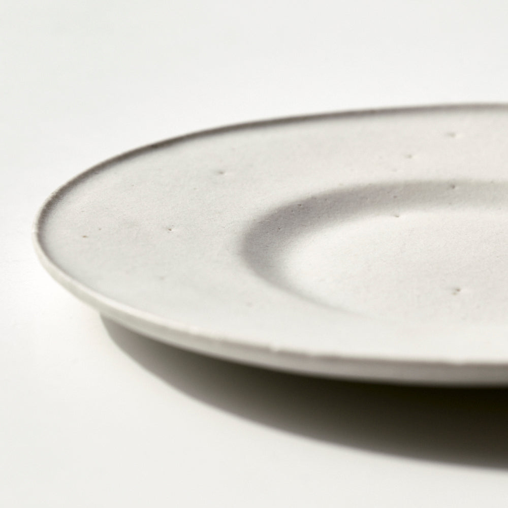 214_B タタラリム皿(白)