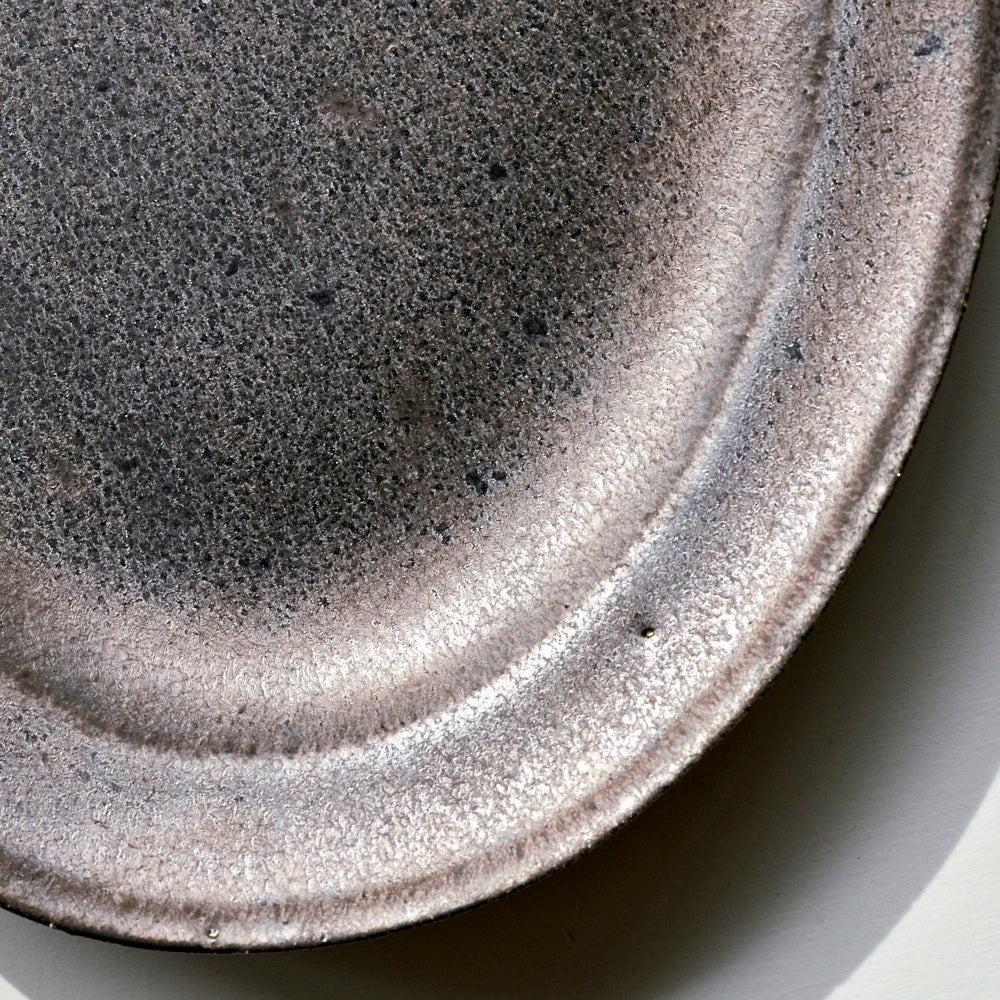 221 オーバルM 黒