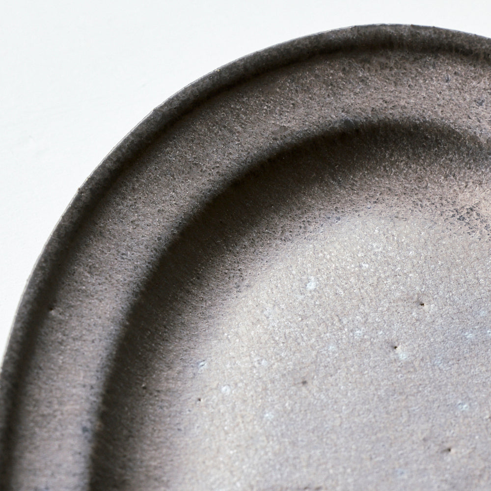 221 オーバルM 黒