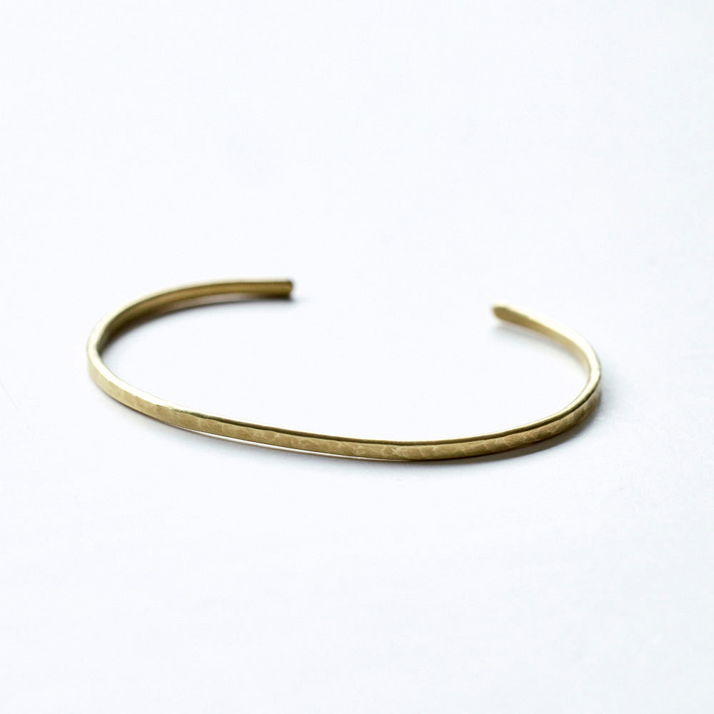 75 バングル/真鍮 鎚目・極細