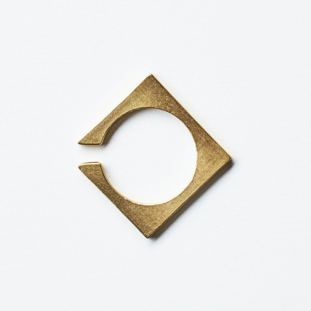 102 イヤーカフ/四角丸