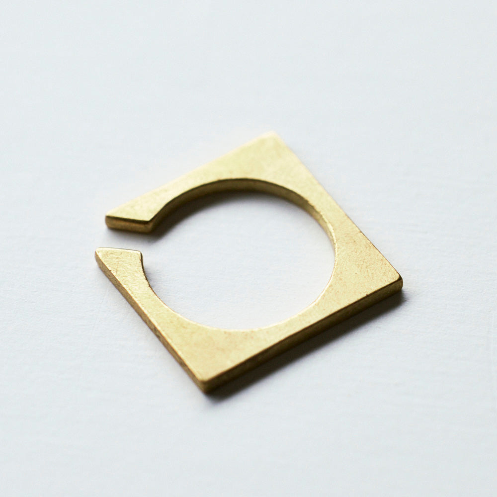 102 イヤーカフ/四角丸