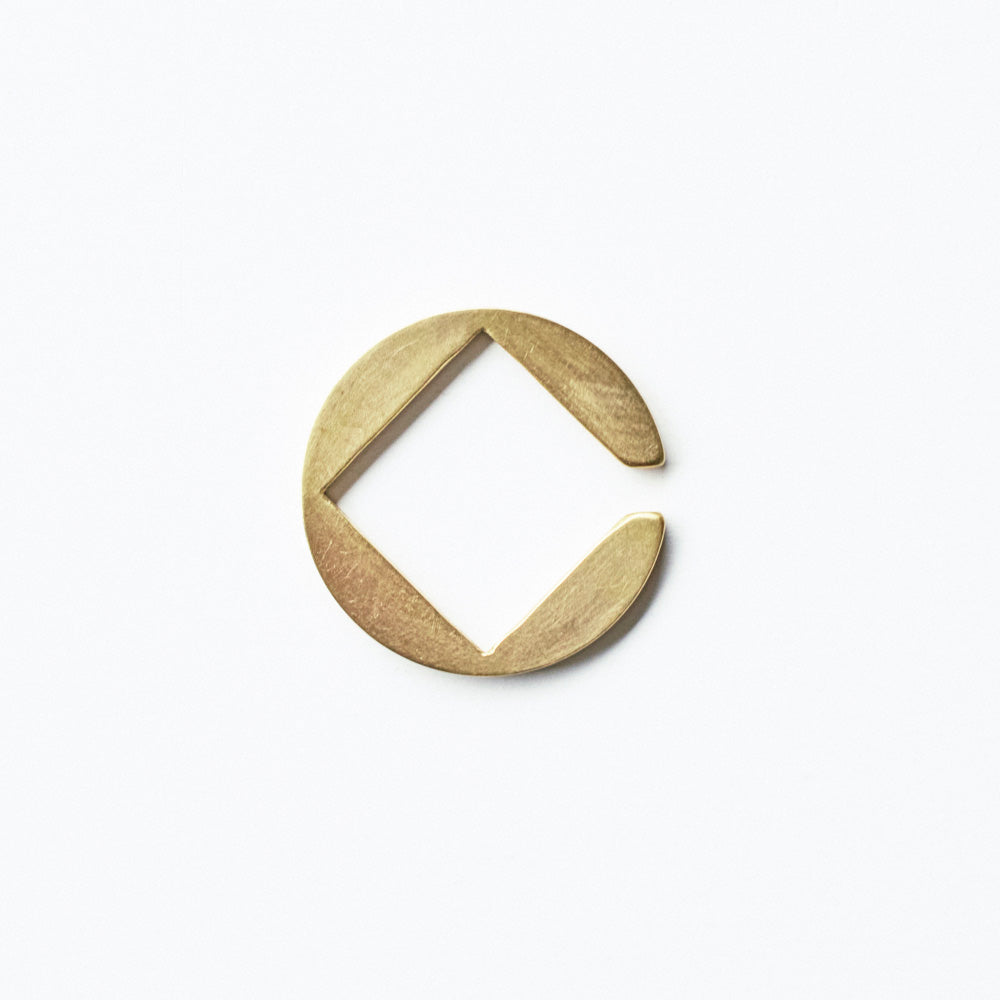 100 イヤーカフ/丸四角