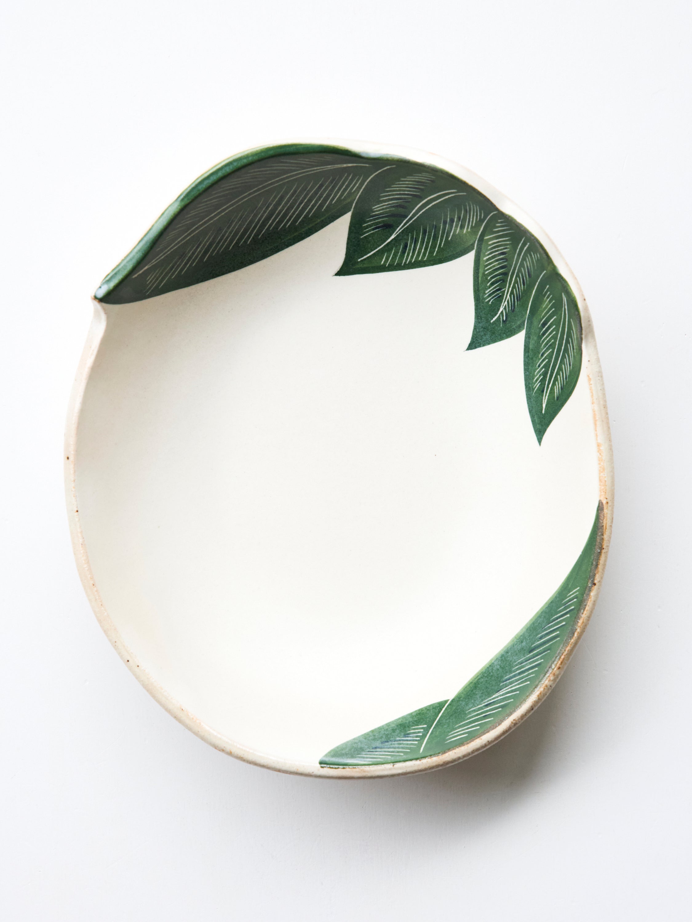 64 ヒラヒラバナナの葉オーバル浅鉢