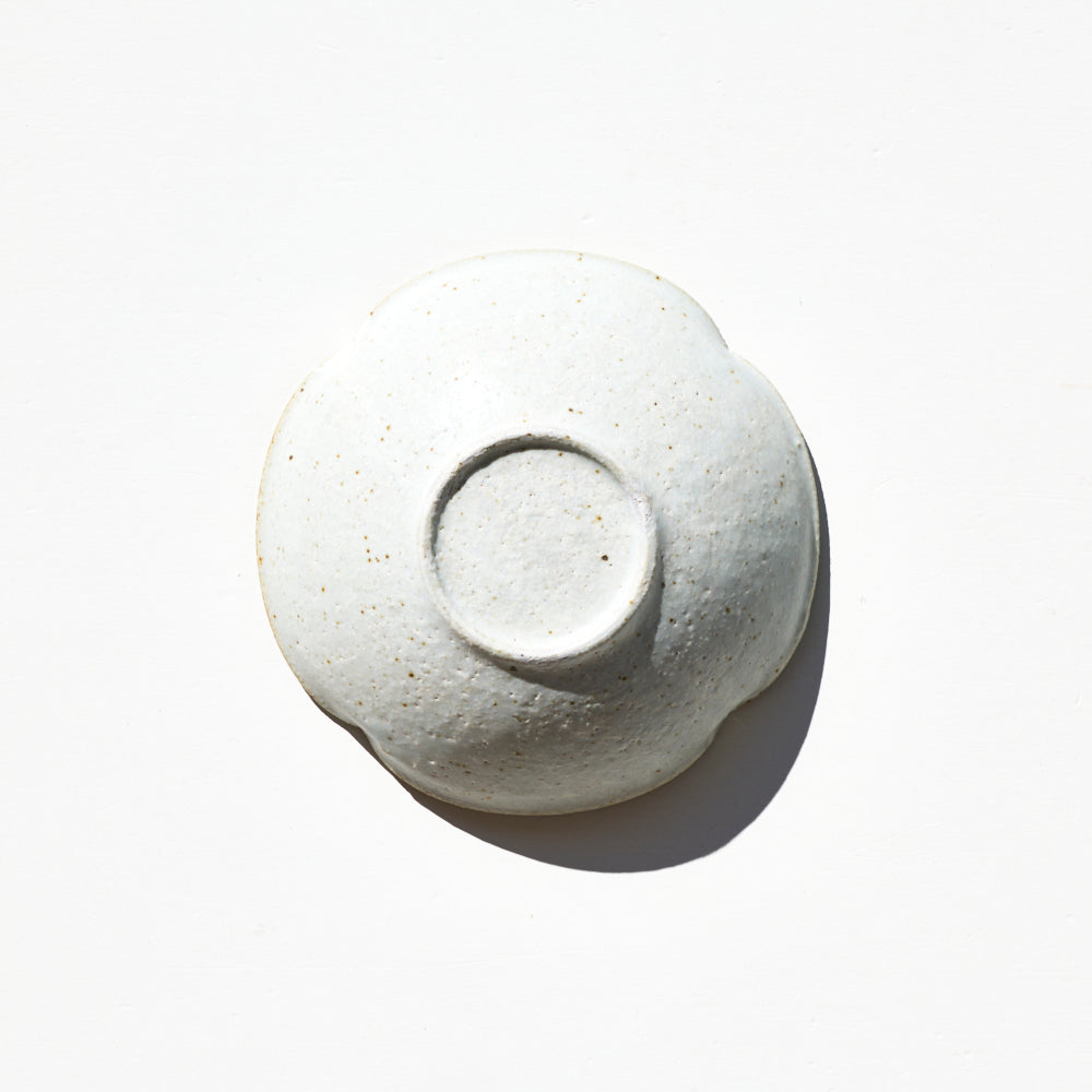 18 5寸輪花鉢 粉引