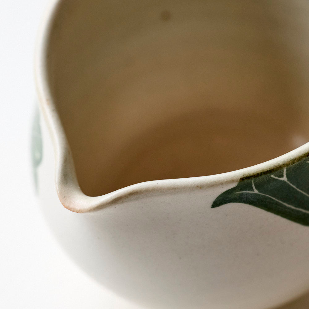 45 緑ハスおいかけっこ 片口 (丸)