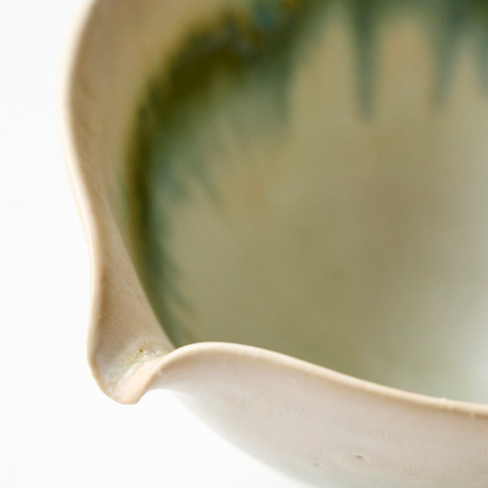 102 片口(輪花) B