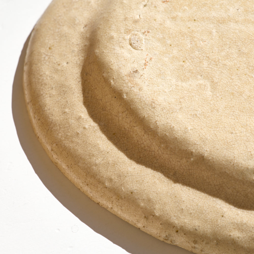 61 灰釉オーバルリム尺皿