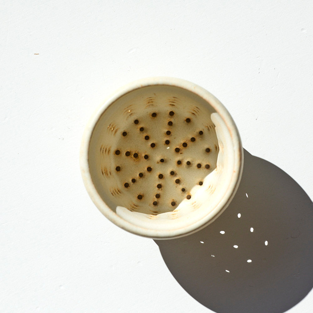 17B 茶漉し付きマグ(白)