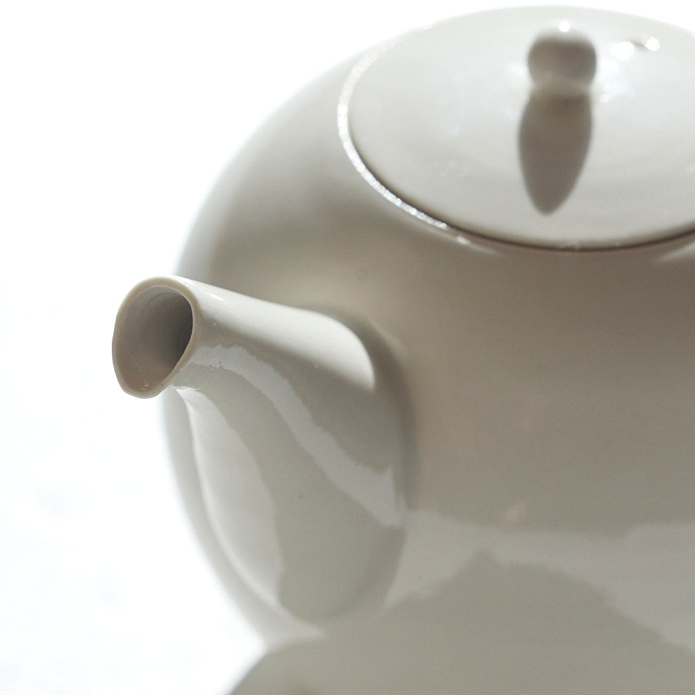 37B ティーポット