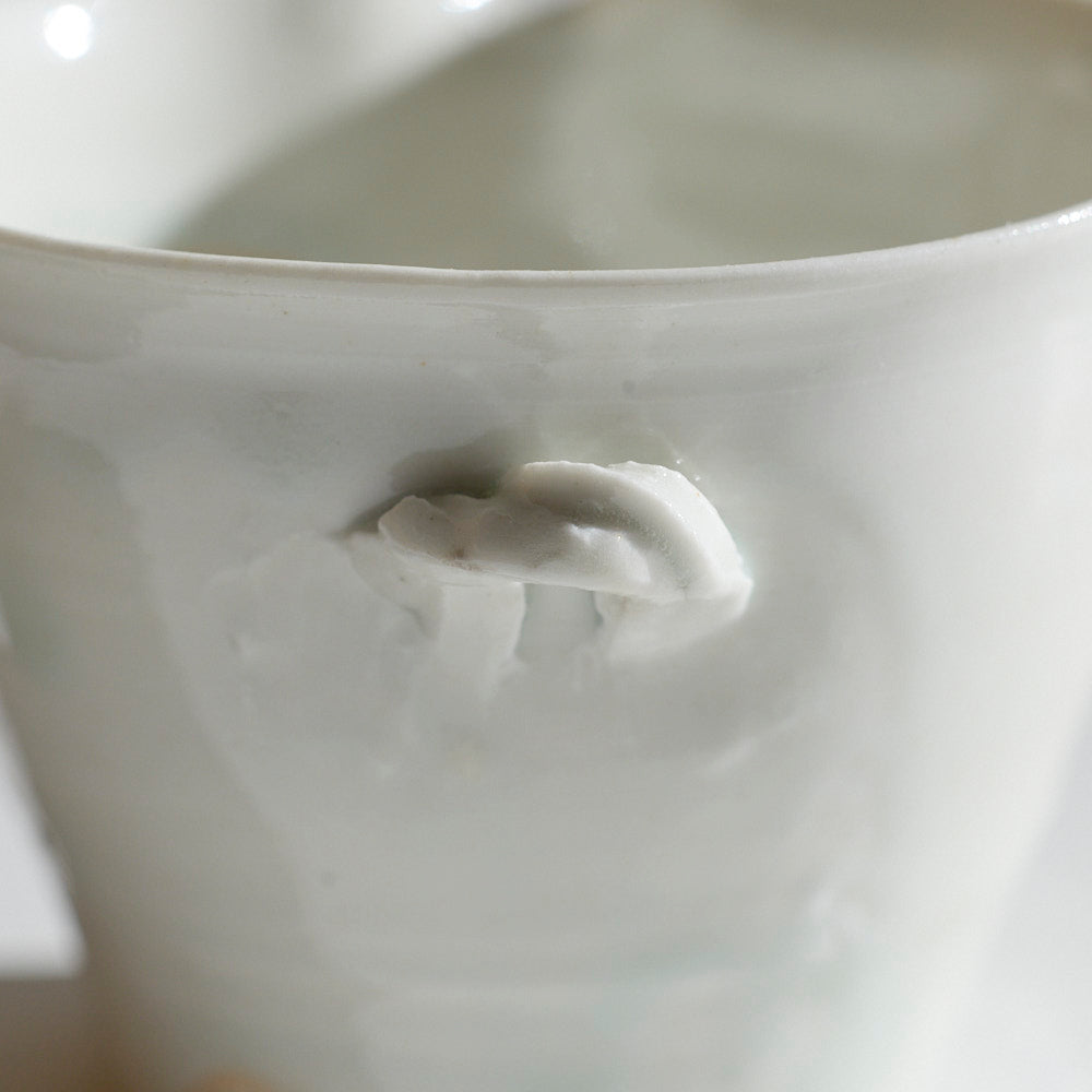 06A 白瓷耳付豆ピッチャー