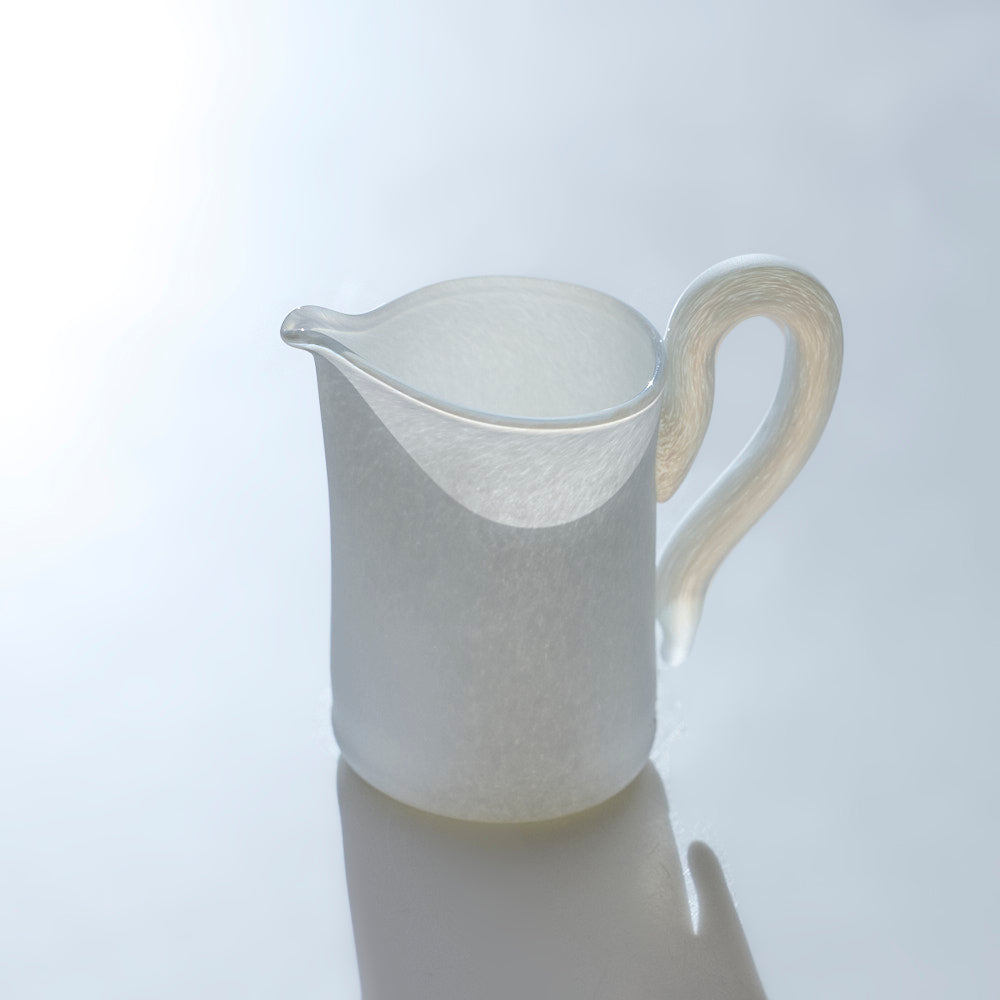 47 白のうつわ ミルクピッチャー