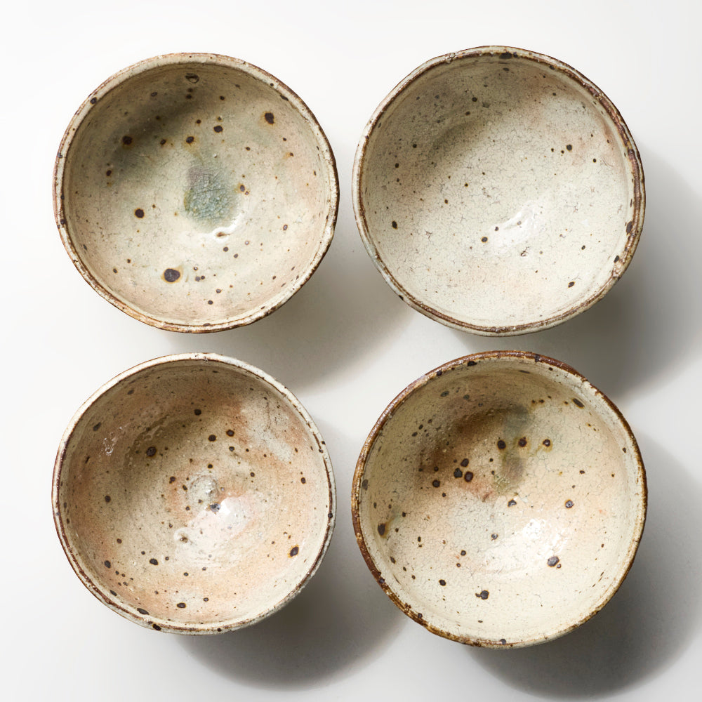 20 荒ヒビ粉引丸碗