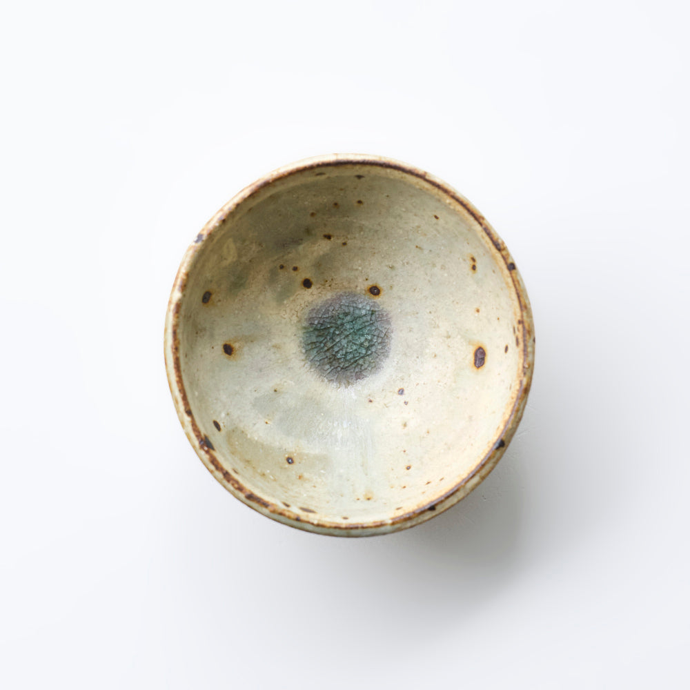 19A 荒ヒビ灰粉引 飯碗