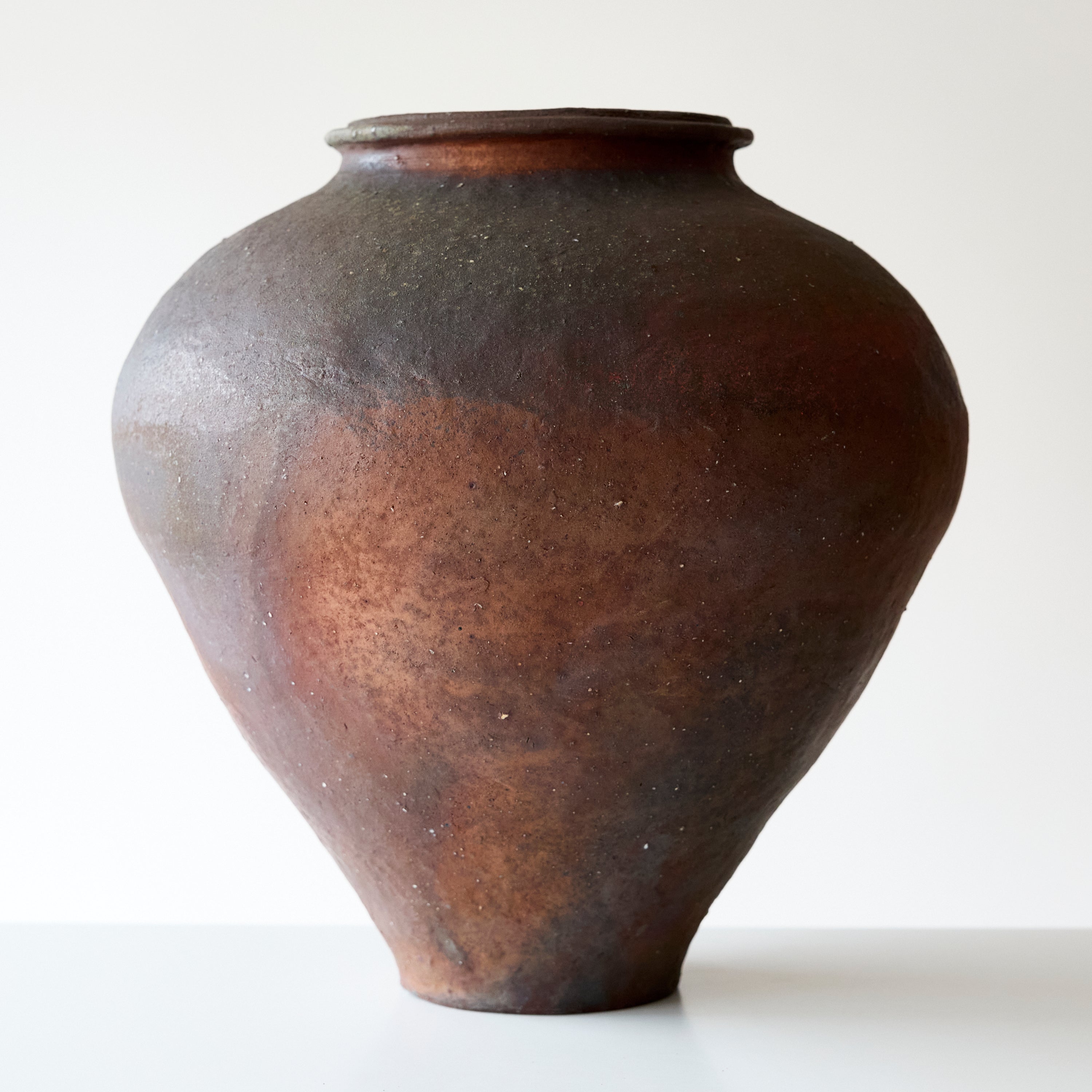 White glaze dot bowl