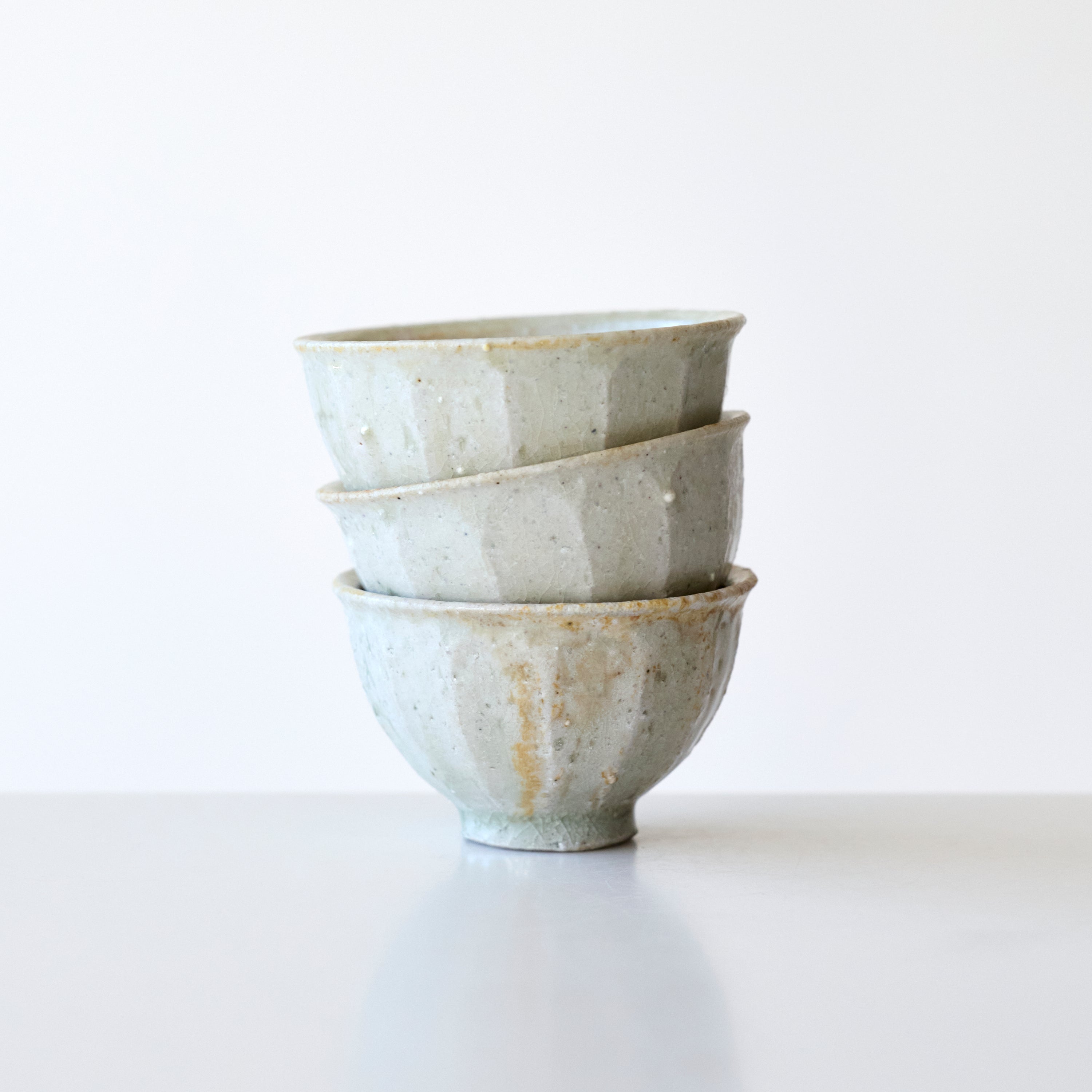 08 ミモザ灰釉 茶杯