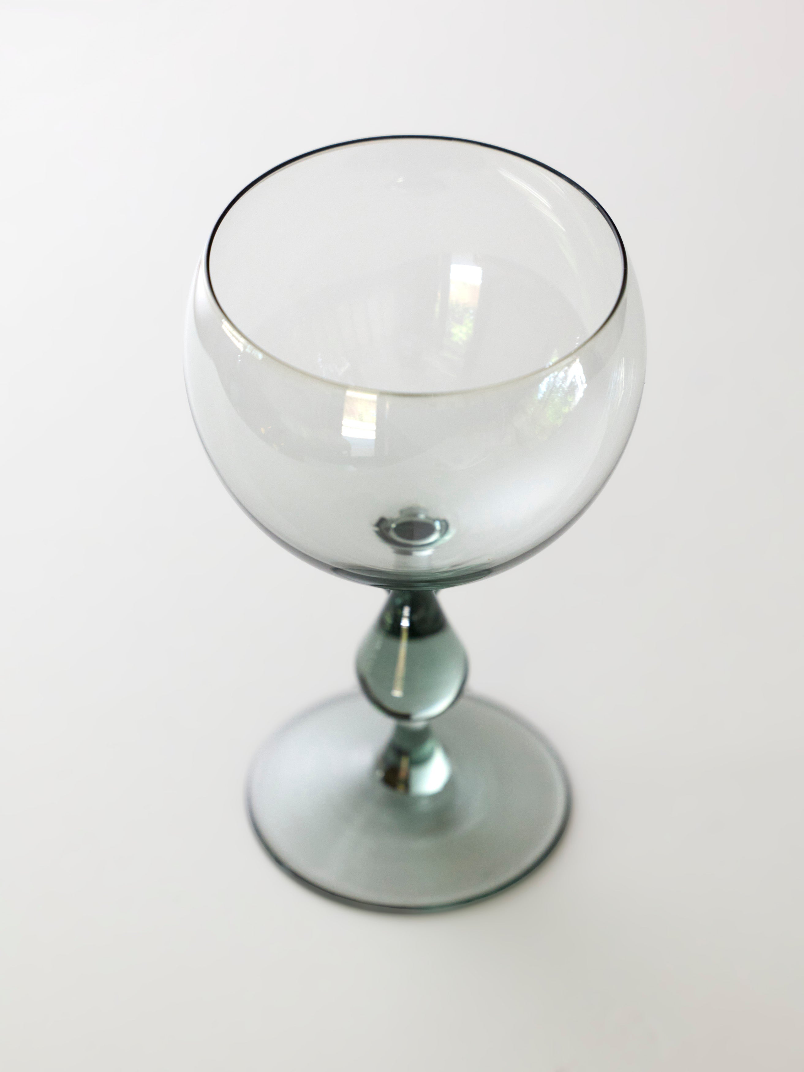 18 dropstem glass:丸 (グレー)