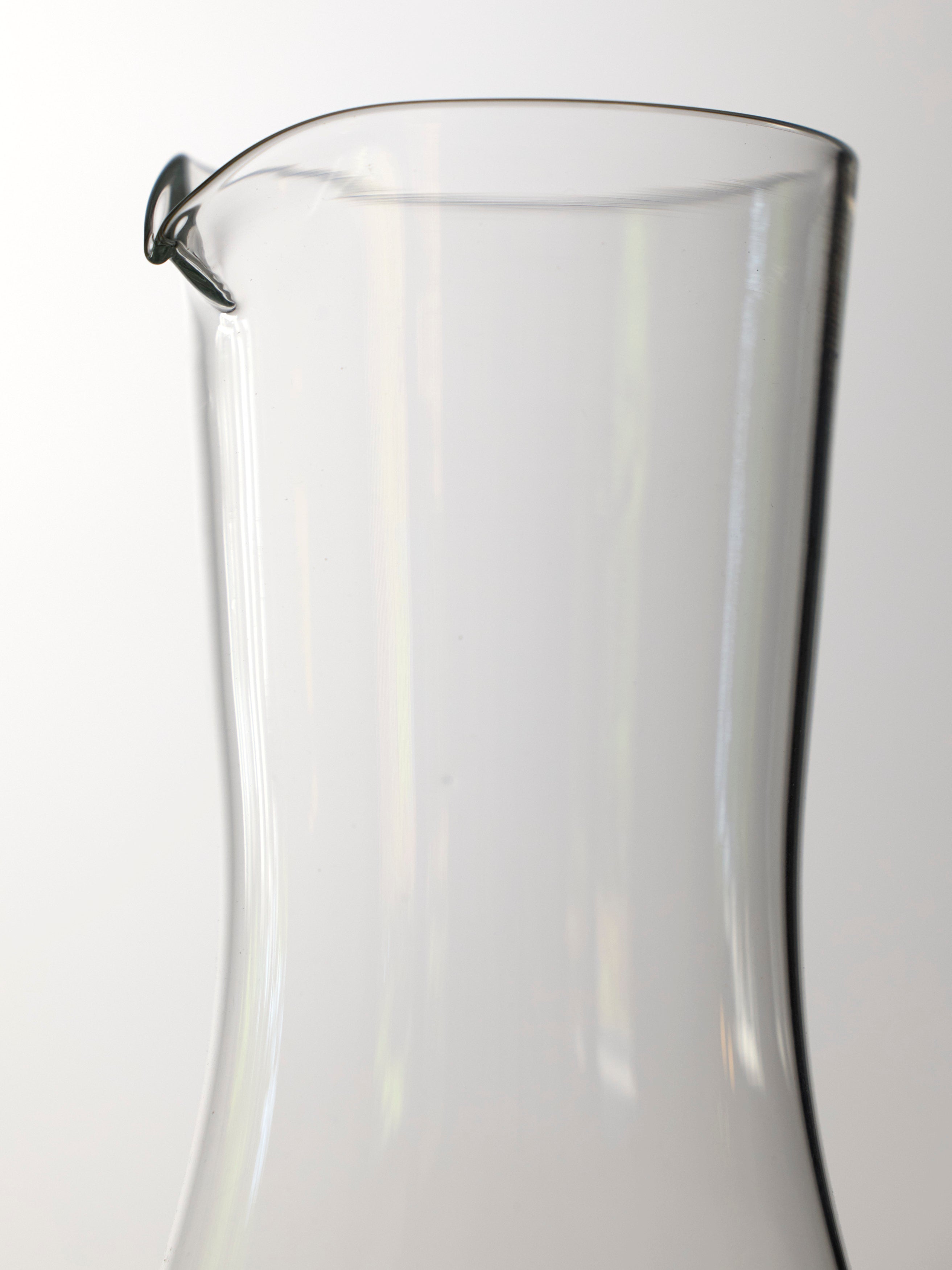 Drop Stem Glass (round)