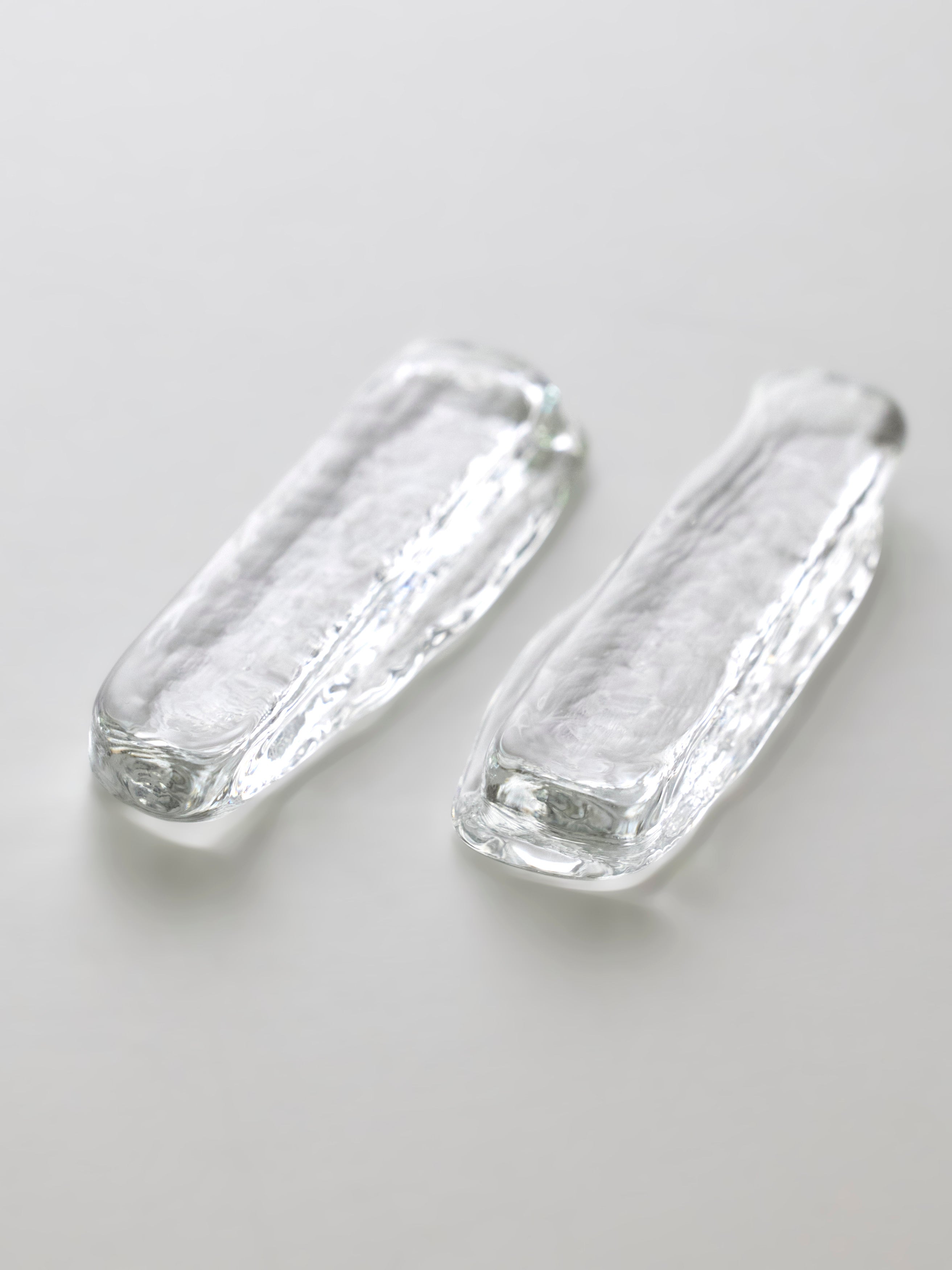 Drop Stem Glass (round)
