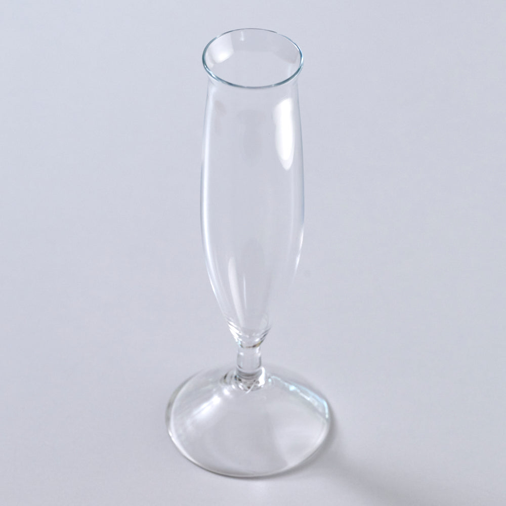 Mini glass with molded feet