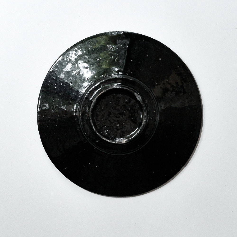 72 艶黒小皿(ソーサー) 大