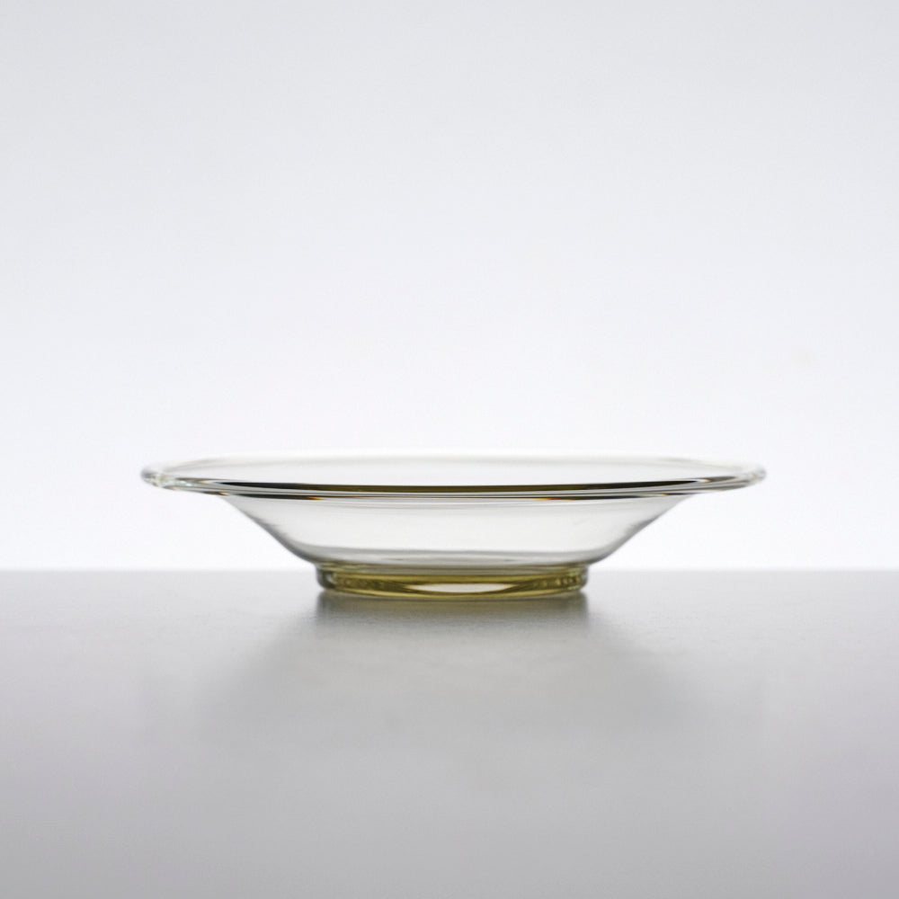 36 Rimmed Folded Ring Saucer Smoke