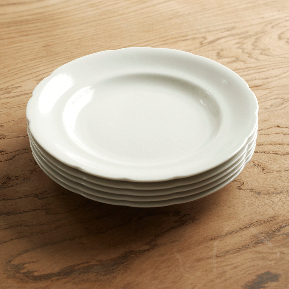 Paperwhite Flower Rim Plate M