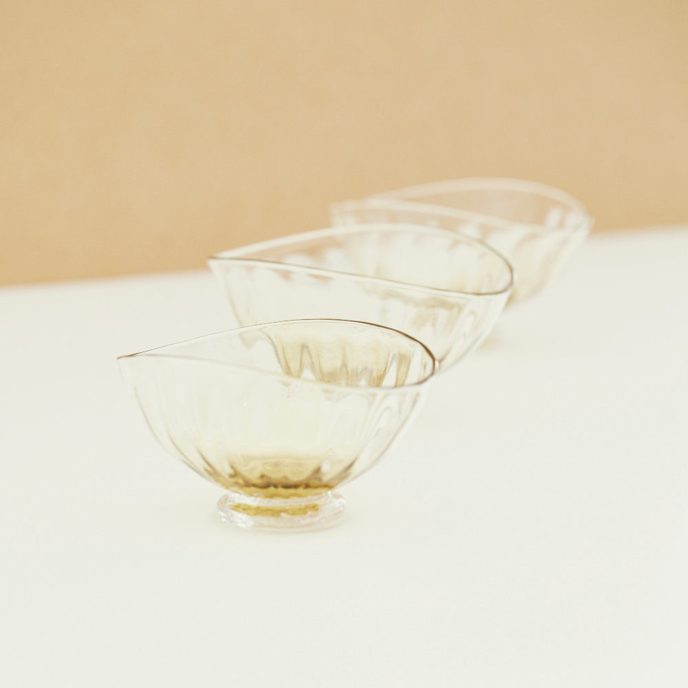 01 "はなかげ" あけび鉢