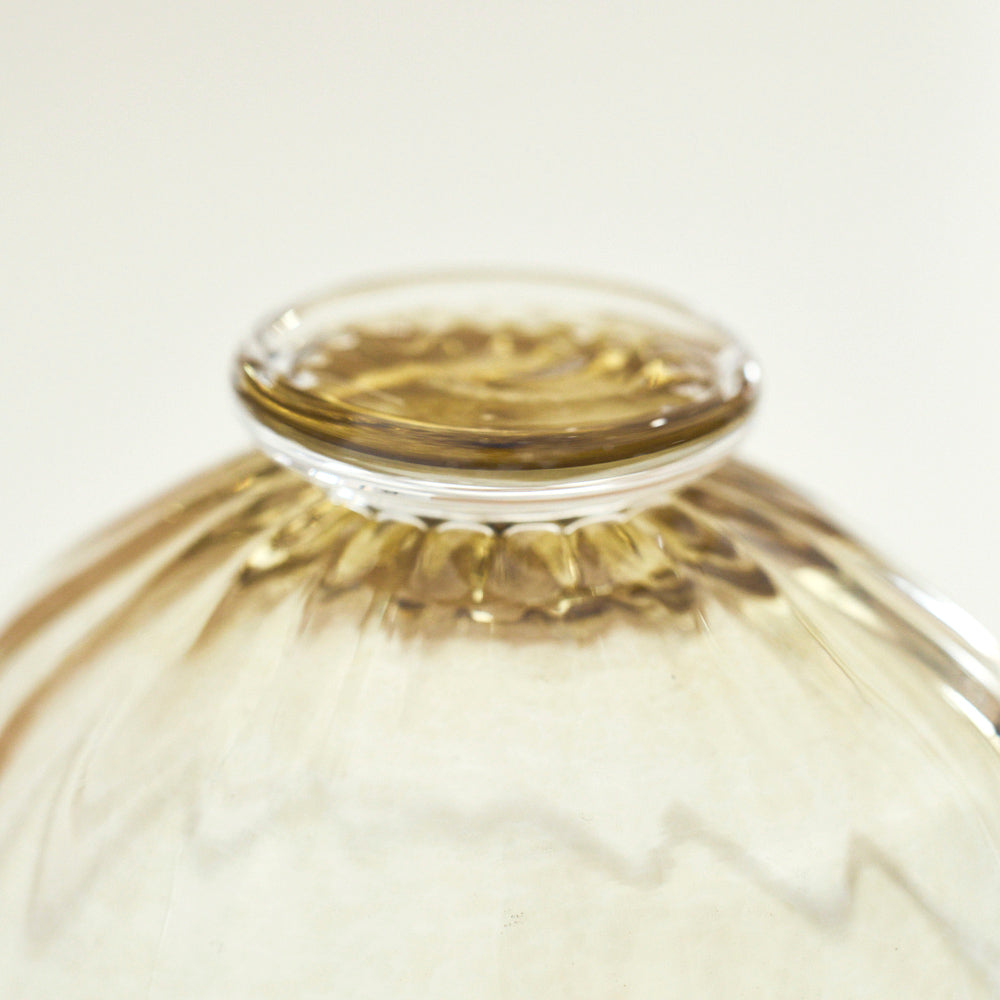 21 "Hangage" Akebibachi Amber