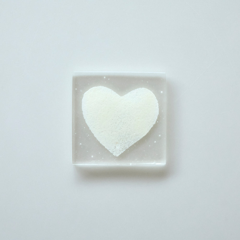 41 heart tile (white)