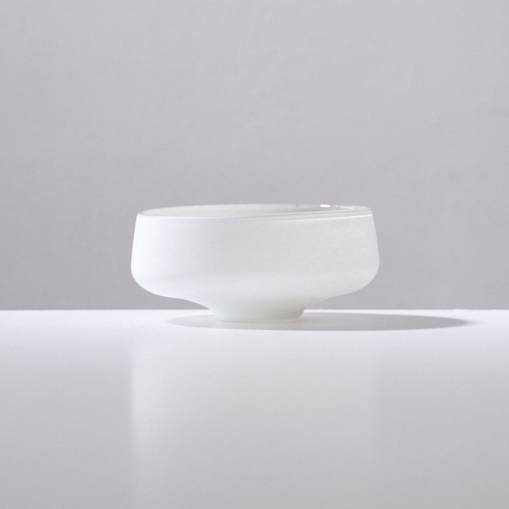 022 white 高台鉢