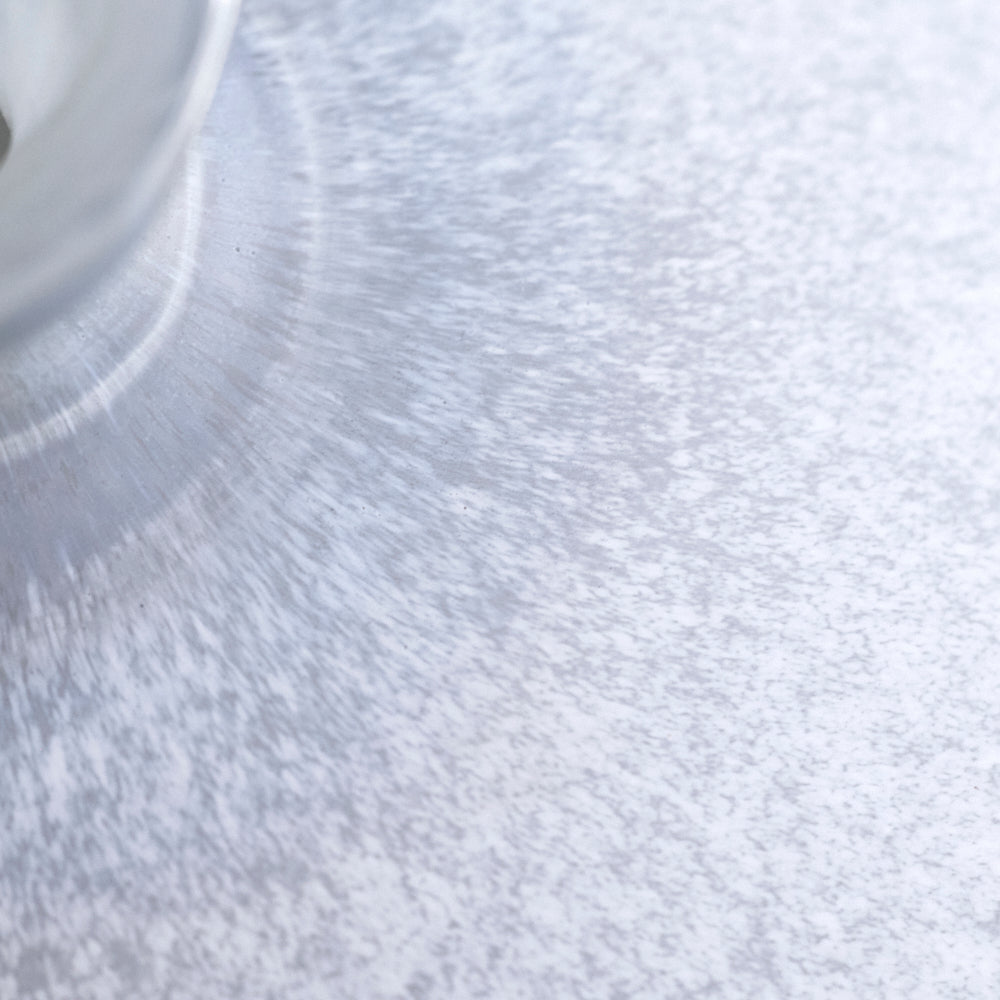 049 white object1
