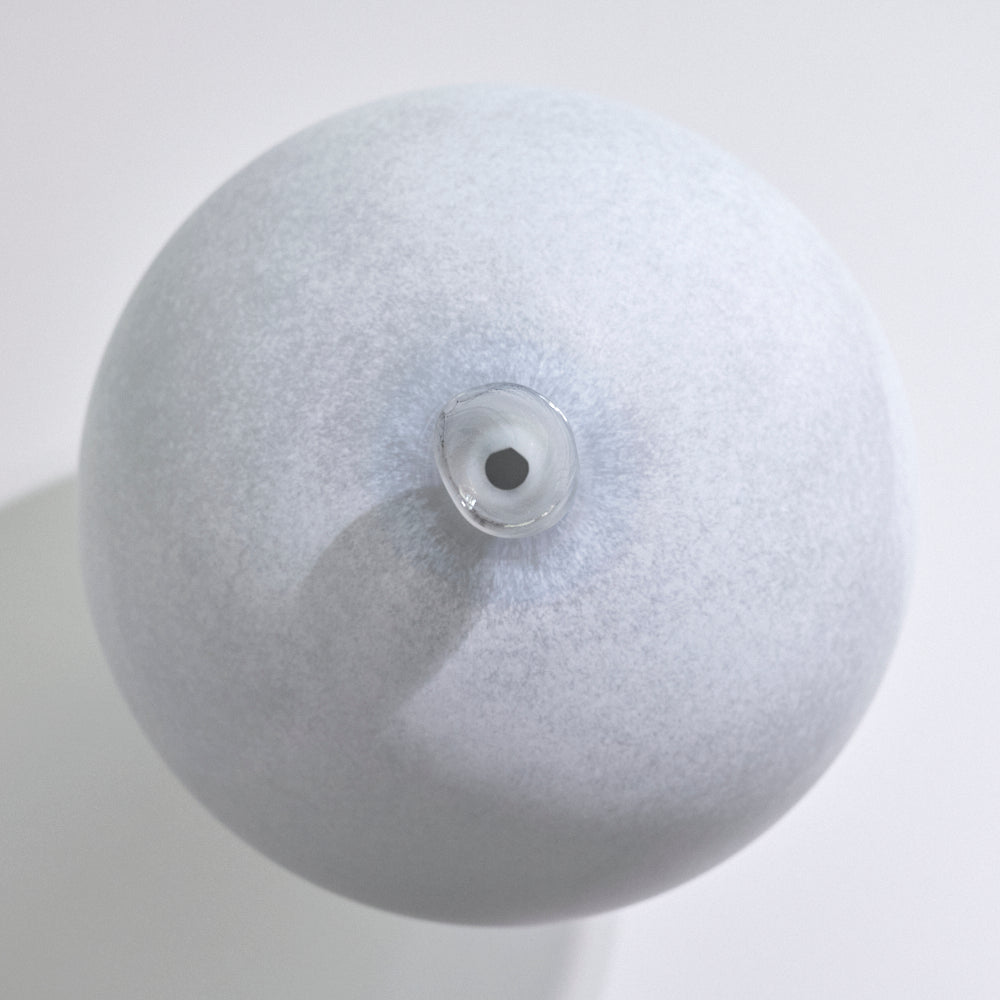 049 white object1