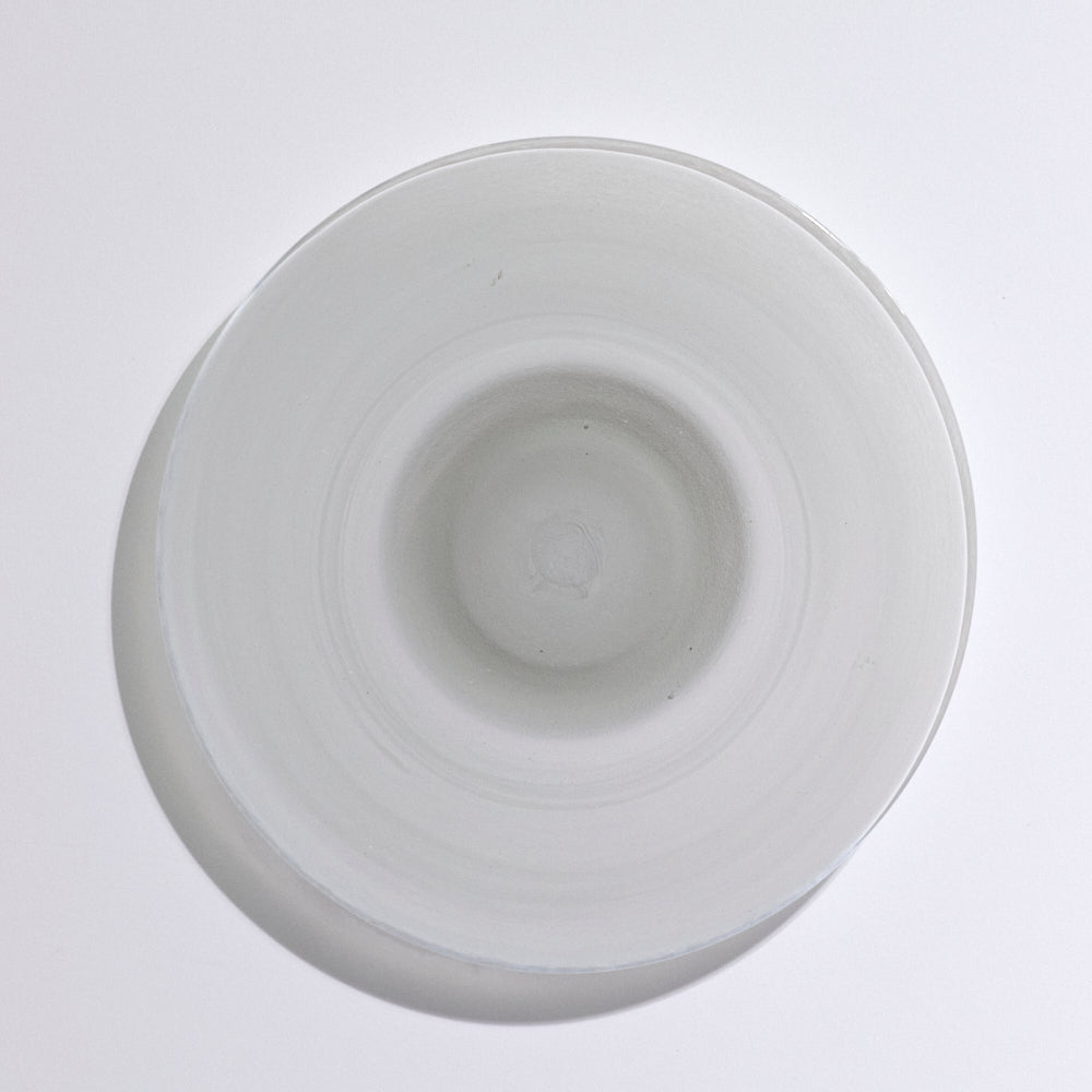 018 white puddle plate