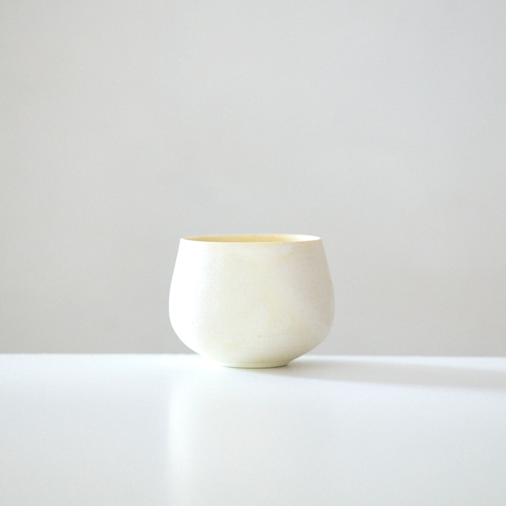 260 杯(B) white