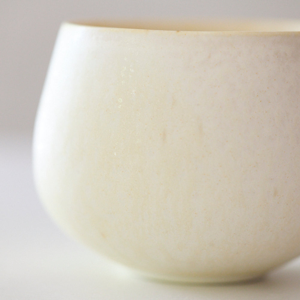 260 杯(B) white