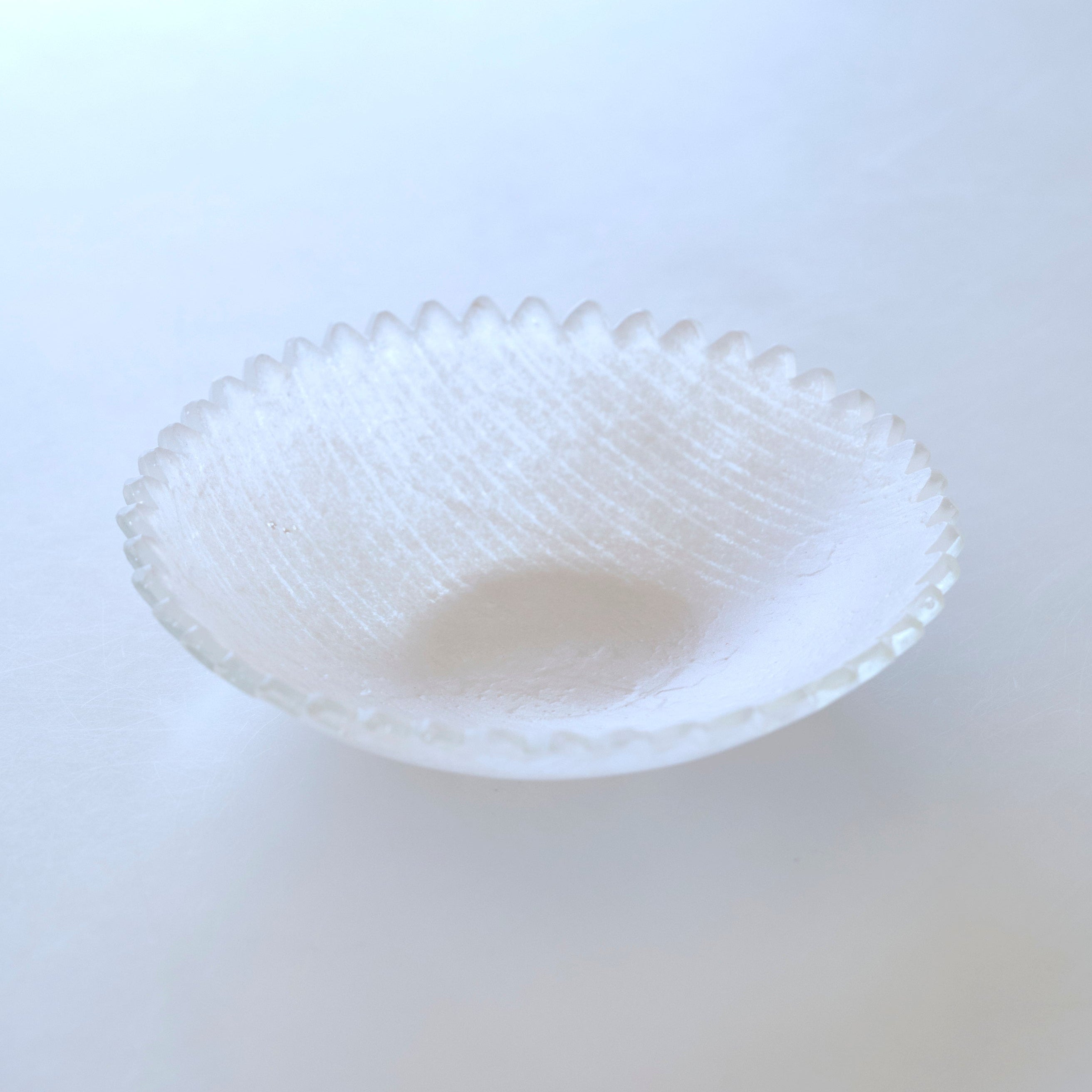 41 frill bowl
