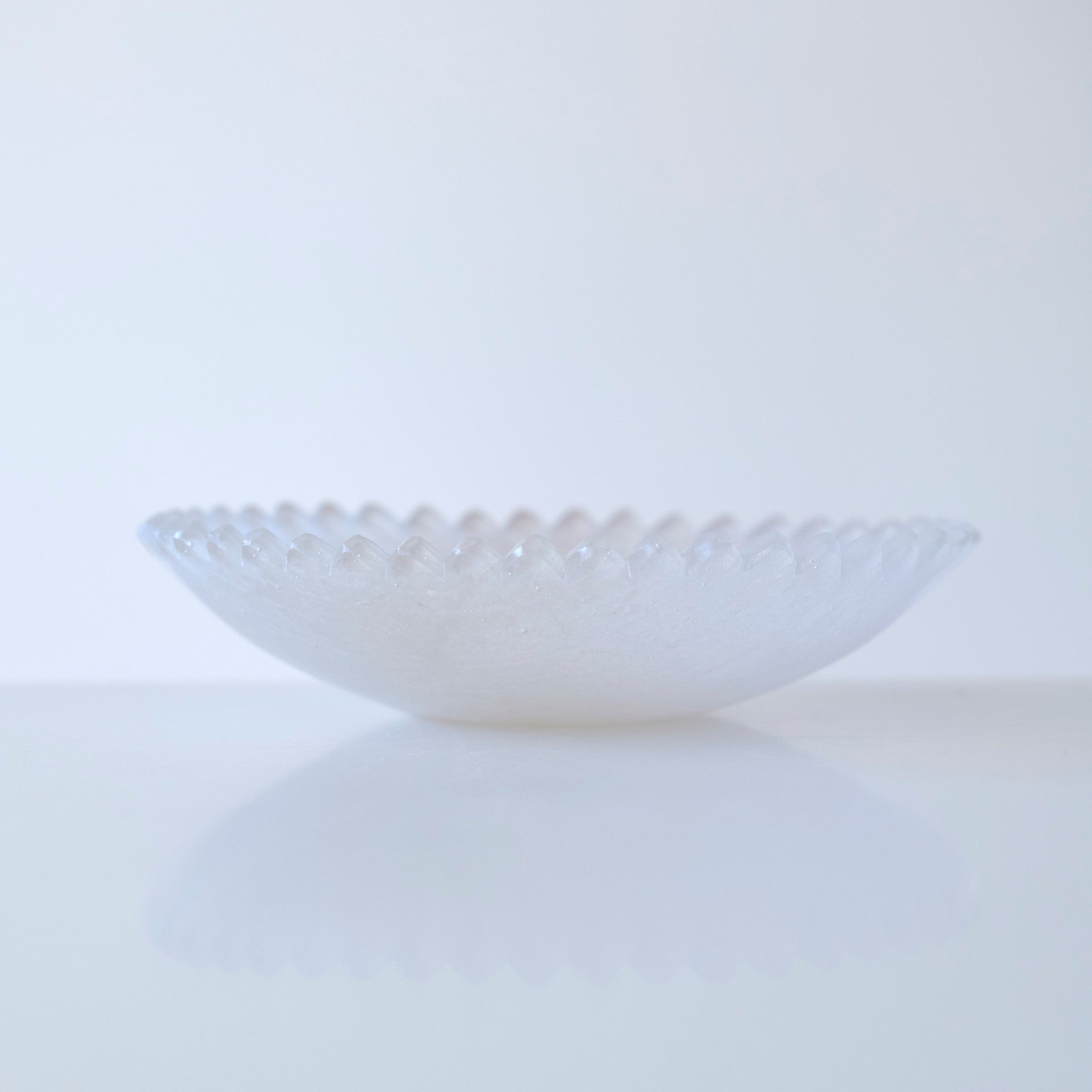 41 frill bowl