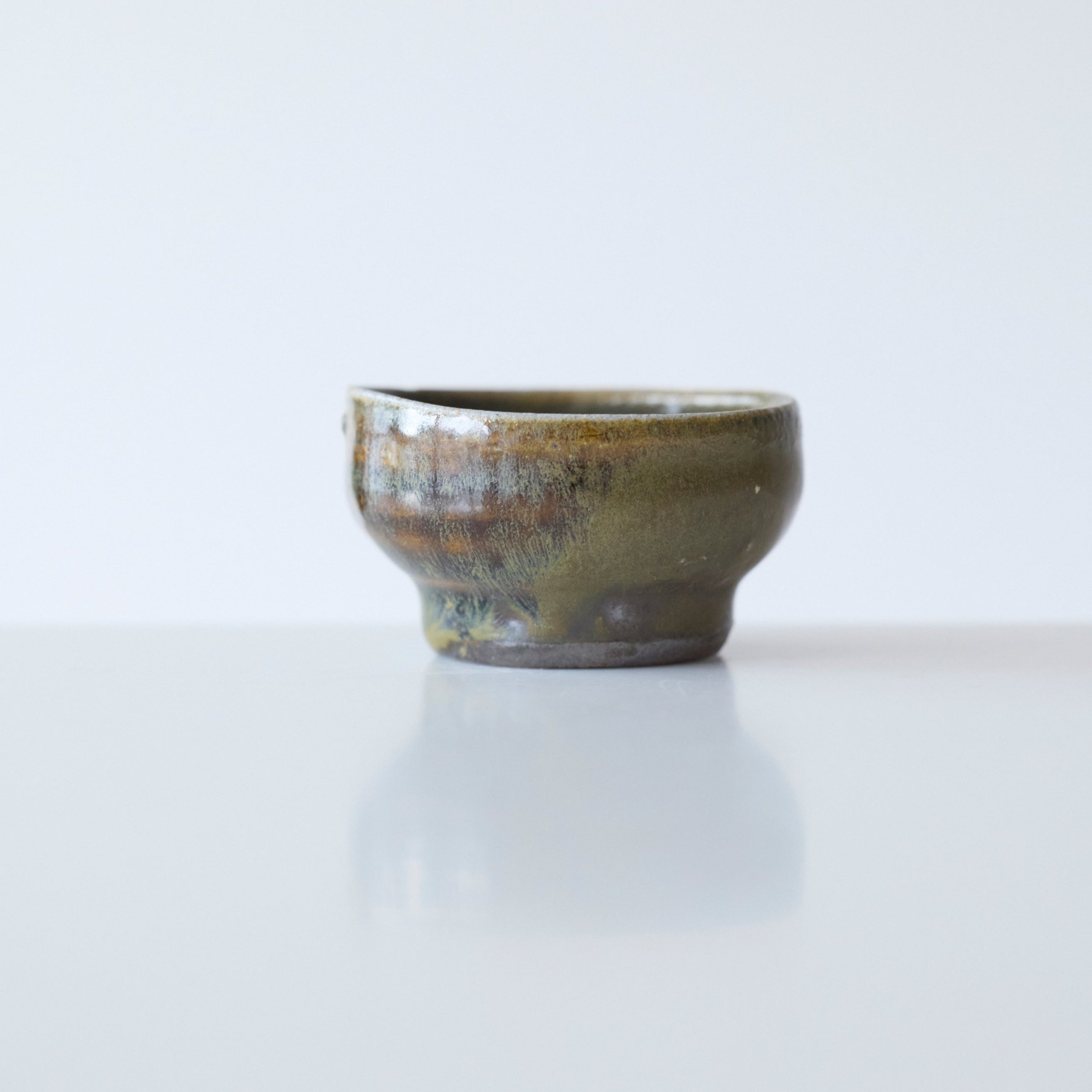 22 黒唐津豆杯