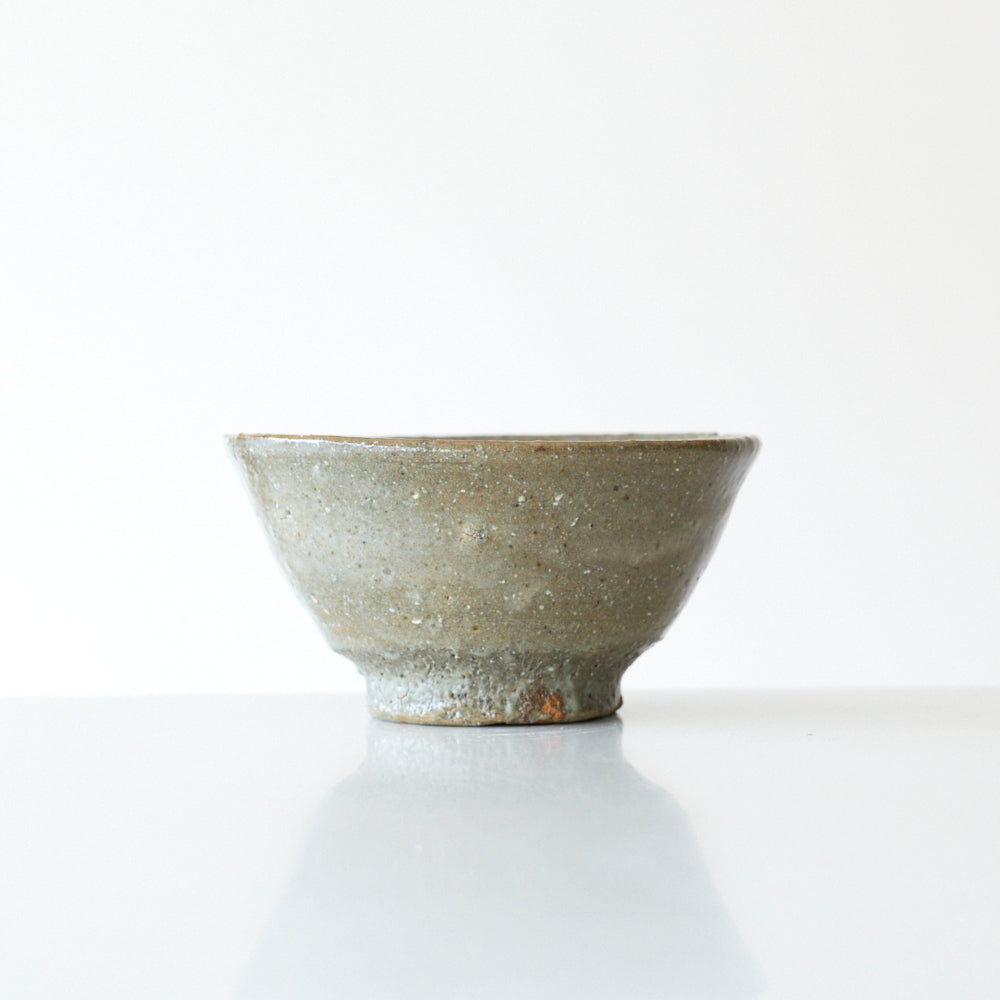 44A 灰釉碗