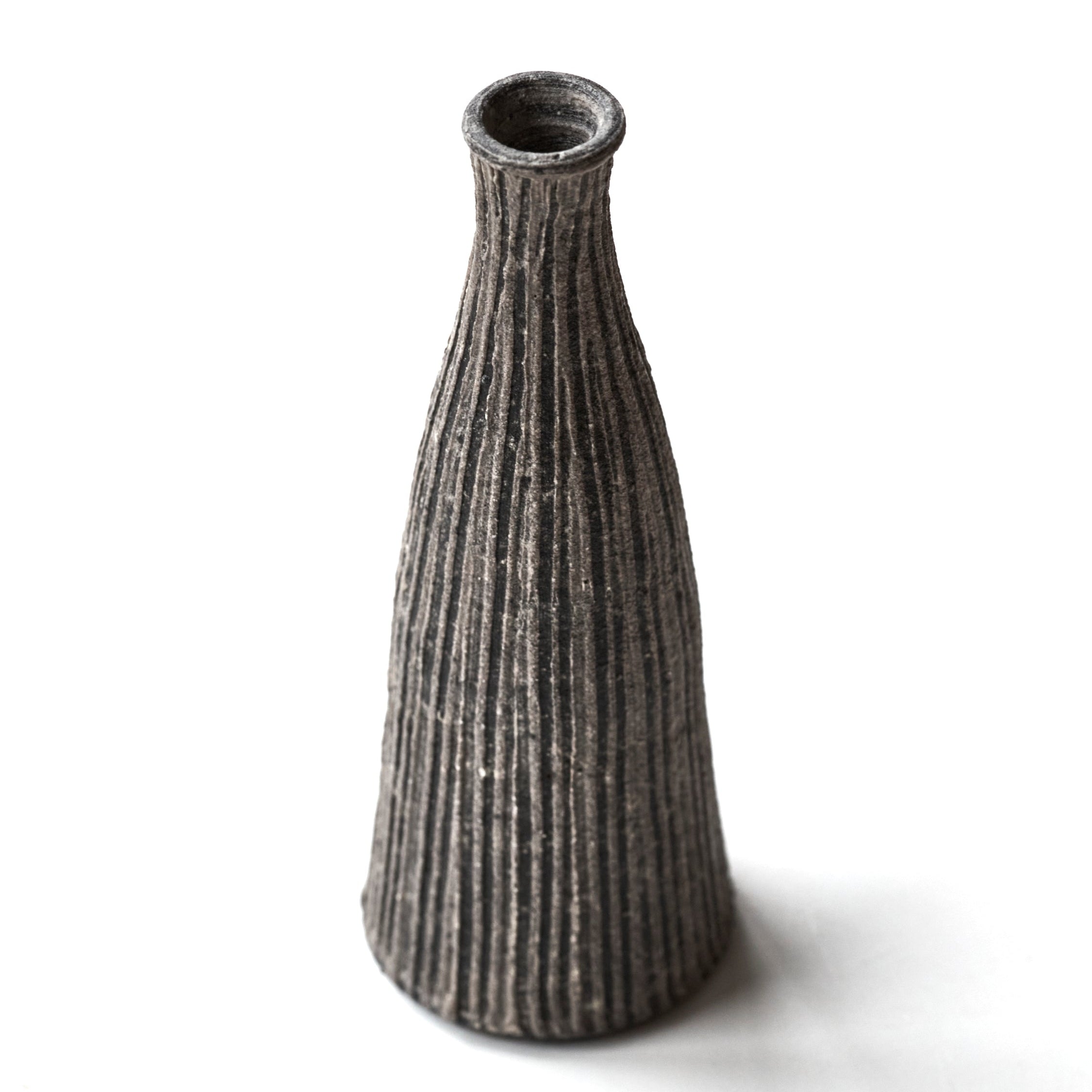 11 櫛目一輪挿し